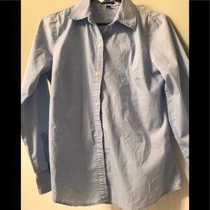 Gap button up